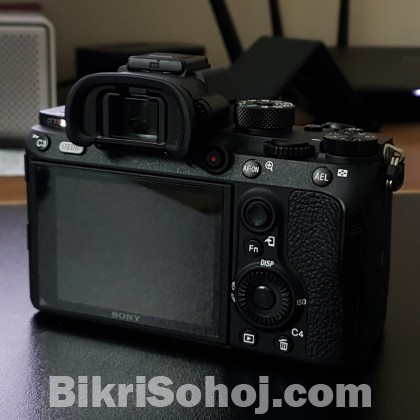 Sony A7r III Full frame mirrorless camera